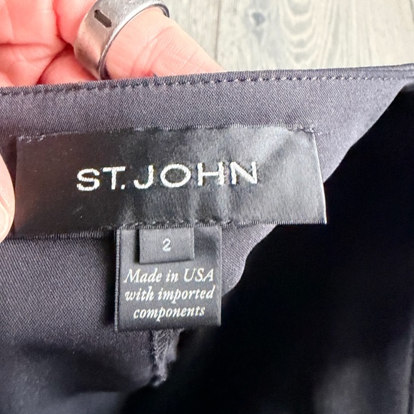 St. John Zipper Detailed Pant in Black Size 2 - Picture 6 of 6